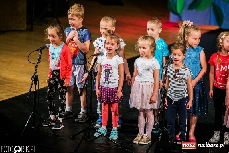 Zdjęcie w galerii na portalu naszraciborz.pl: X Mini Festiwal Przedszkolaków w RCK wiadomości z regionu