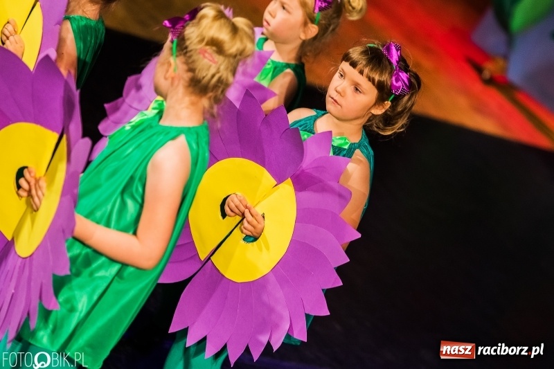 Zdjęcie w galerii na portalu naszraciborz.pl: X Mini Festiwal Przedszkolaków w RCK wiadomości z regionu