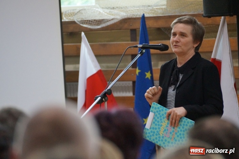 Zdjęcie w galerii na portalu naszraciborz.pl: Róbta co chceta... ale dla dobra. Święto szkoły w Nędzy wiadomości z regionu