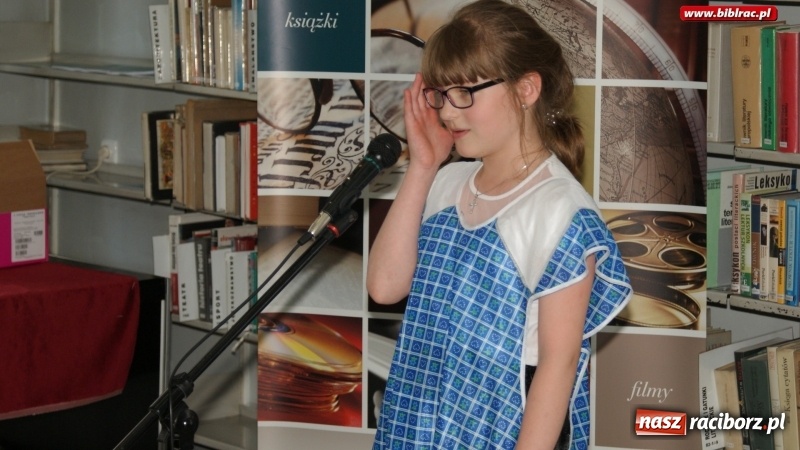 Zdjęcie w galerii na portalu naszraciborz.pl: Tukej piyknie godomy po raz dziesiąty w raciborskiej bibliotece wiadomości z regionu