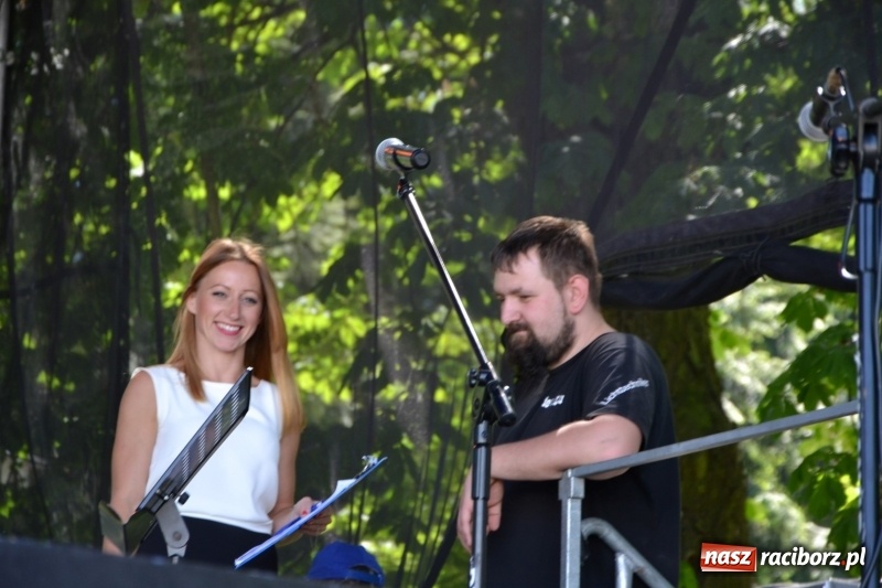 Zdjęcie w galerii na portalu naszraciborz.pl: Majowy festyn przy zamku w Chałupkach  wiadomości z regionu