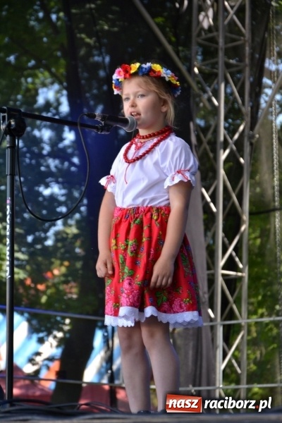 Zdjęcie w galerii na portalu naszraciborz.pl: Majowy festyn przy zamku w Chałupkach  wiadomości z regionu