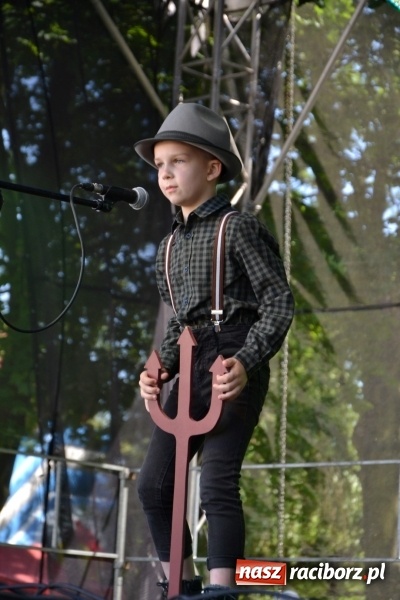 Zdjęcie w galerii na portalu naszraciborz.pl: Majowy festyn przy zamku w Chałupkach  wiadomości z regionu