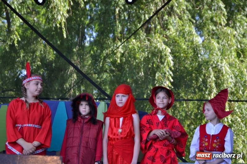 Zdjęcie w galerii na portalu naszraciborz.pl: Majowy festyn przy zamku w Chałupkach  wiadomości z regionu