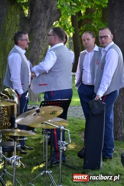 Zdjęcie w galerii na portalu naszraciborz.pl: Majowy festyn przy zamku w Chałupkach  wiadomości z regionu