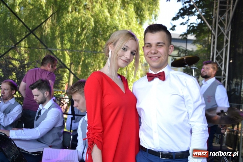 Zdjęcie w galerii na portalu naszraciborz.pl: Majowy festyn przy zamku w Chałupkach  wiadomości z regionu