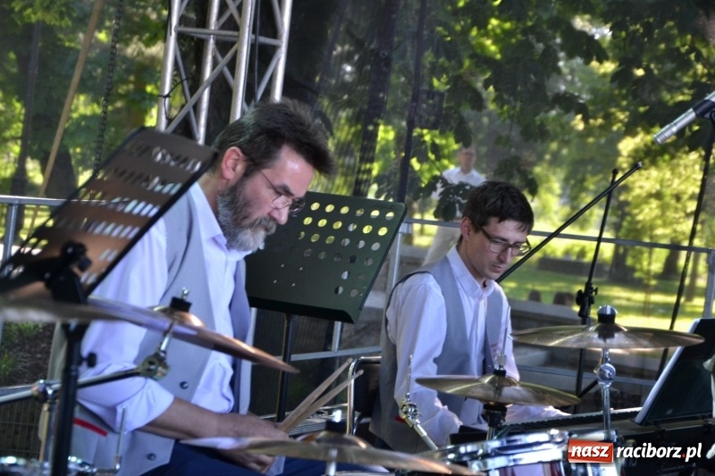 Zdjęcie w galerii na portalu naszraciborz.pl: Majowy festyn przy zamku w Chałupkach  wiadomości z regionu