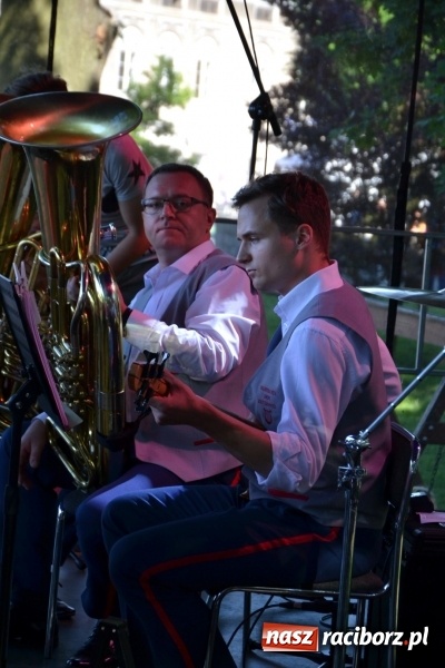 Zdjęcie w galerii na portalu naszraciborz.pl: Majowy festyn przy zamku w Chałupkach  wiadomości z regionu