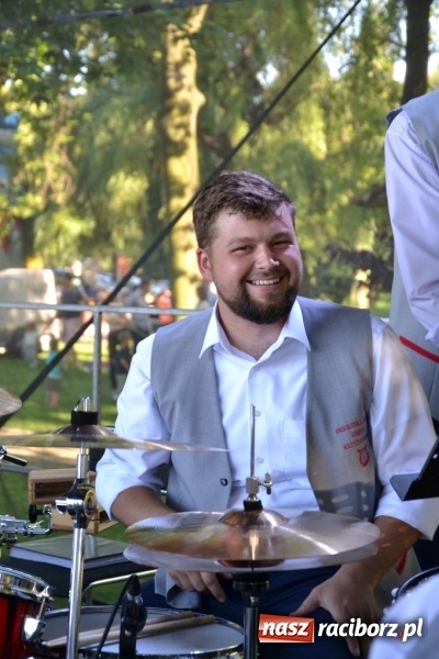 Zdjęcie w galerii na portalu naszraciborz.pl: Majowy festyn przy zamku w Chałupkach  wiadomości z regionu