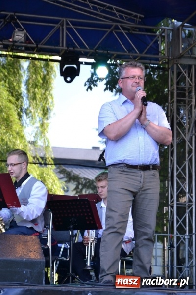 Zdjęcie w galerii na portalu naszraciborz.pl: Majowy festyn przy zamku w Chałupkach  wiadomości z regionu