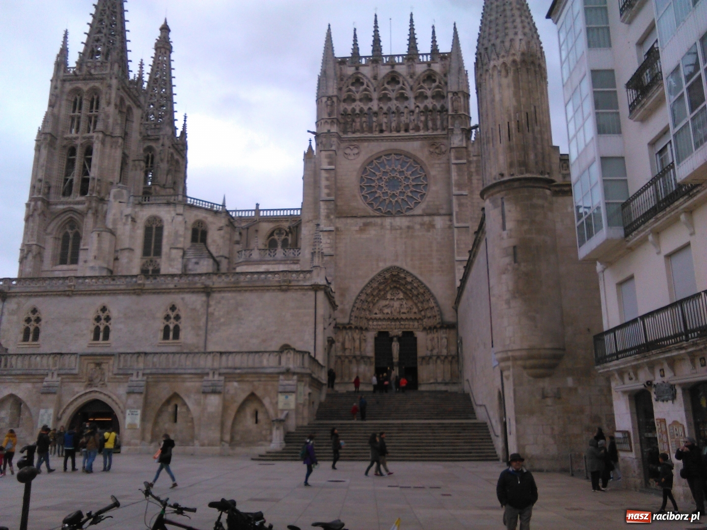 Zdjęcie w galerii na portalu naszraciborz.pl: Rowerowy Cyprzanów pielgrzymował szlakiem świętego Jakuba wiadomości z regionu