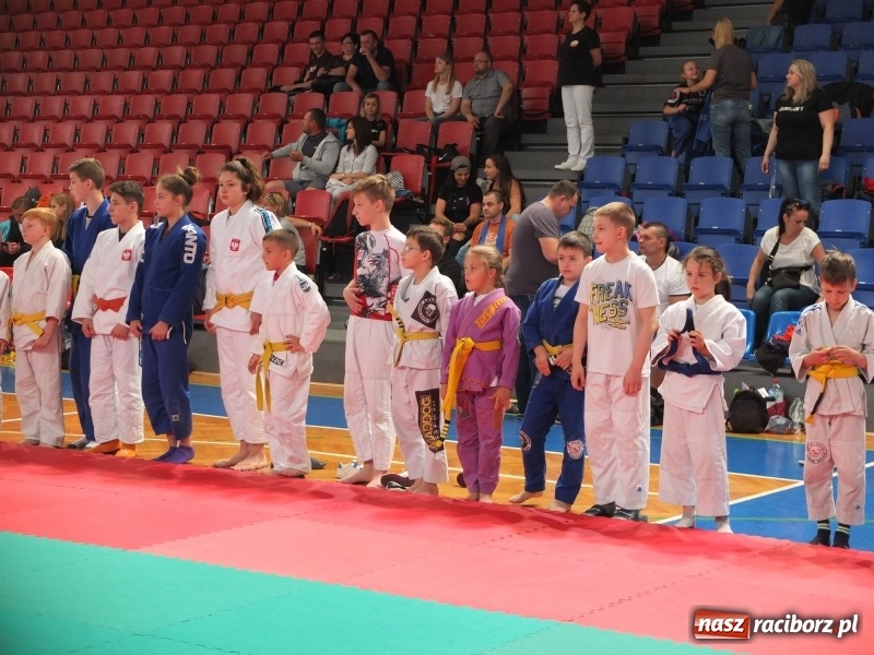 Zdjęcie w galerii na portalu naszraciborz.pl: Łamatorzy przywieźli medale z Rybnika  wiadomości z regionu