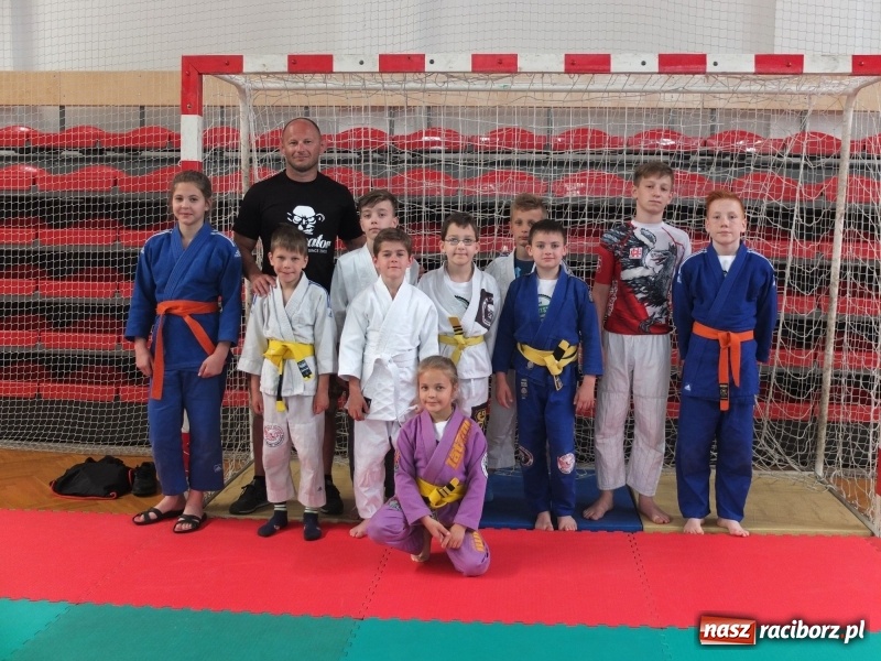 Zdjęcie w galerii na portalu naszraciborz.pl: Łamatorzy przywieźli medale z Rybnika  wiadomości z regionu