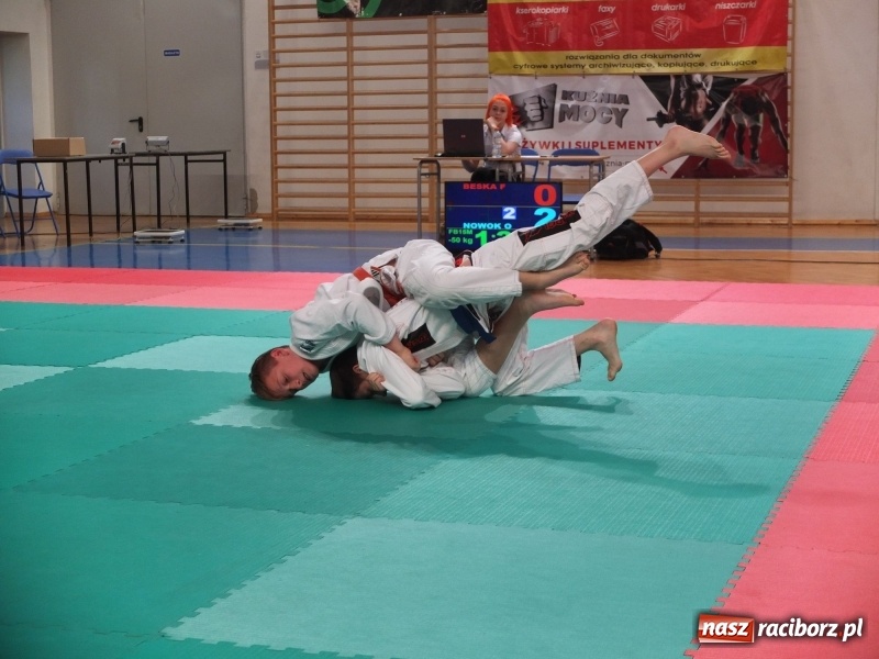 Zdjęcie w galerii na portalu naszraciborz.pl: Łamatorzy przywieźli medale z Rybnika  wiadomości z regionu