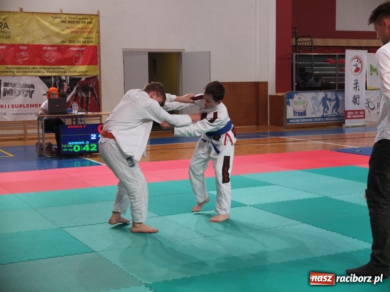 Zdjęcie w galerii na portalu naszraciborz.pl: Łamatorzy przywieźli medale z Rybnika  wiadomości z regionu