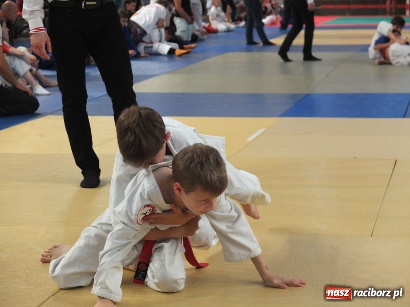 Zdjęcie w galerii na portalu naszraciborz.pl: Łamatorzy przywieźli medale z Rybnika  wiadomości z regionu