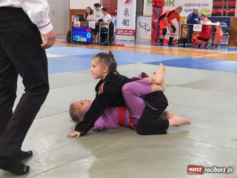 Zdjęcie w galerii na portalu naszraciborz.pl: Łamatorzy przywieźli medale z Rybnika  wiadomości z regionu