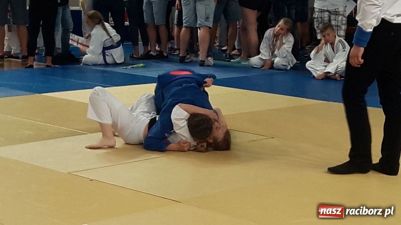 Zdjęcie w galerii na portalu naszraciborz.pl: Łamatorzy przywieźli medale z Rybnika  wiadomości z regionu