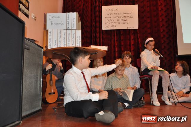 Zdjęcie w galerii na portalu naszraciborz.pl: Święto Szkoły w Borucinie wiadomości z regionu