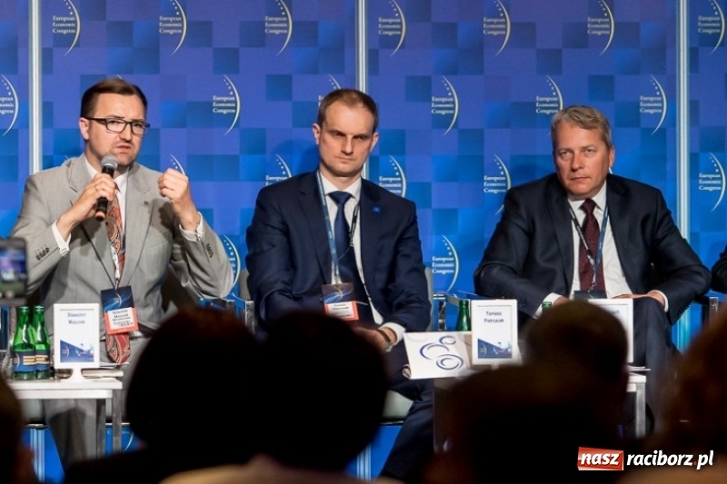 Zdjęcie w galerii na portalu naszraciborz.pl: Rząd chce wyeliminować muły i floty ze sprzedaży wiadomości z regionu