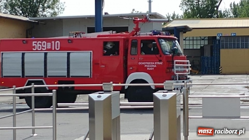 Zdjęcie w galerii na portalu naszraciborz.pl: Pożar w Henklu. Ćwiczenia raciborskiej kompanii odwodowej KSRG  wiadomości z regionu