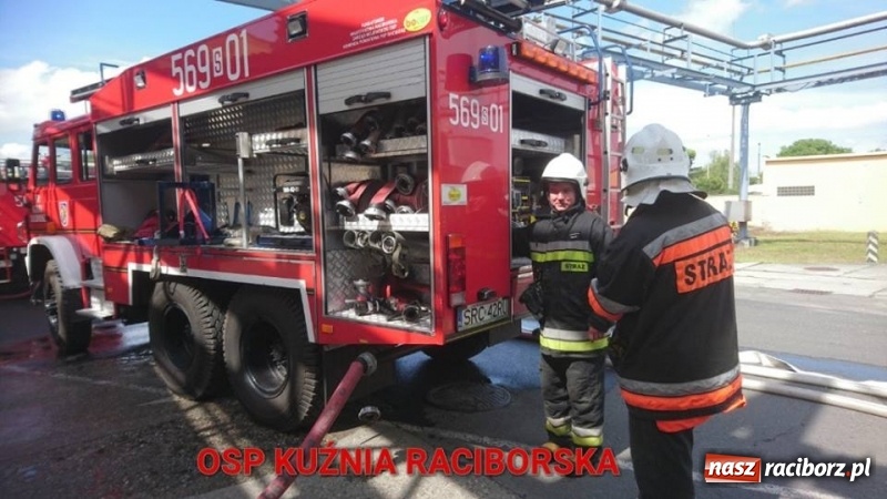 Zdjęcie w galerii na portalu naszraciborz.pl: Pożar w Henklu. Ćwiczenia raciborskiej kompanii odwodowej KSRG  wiadomości z regionu
