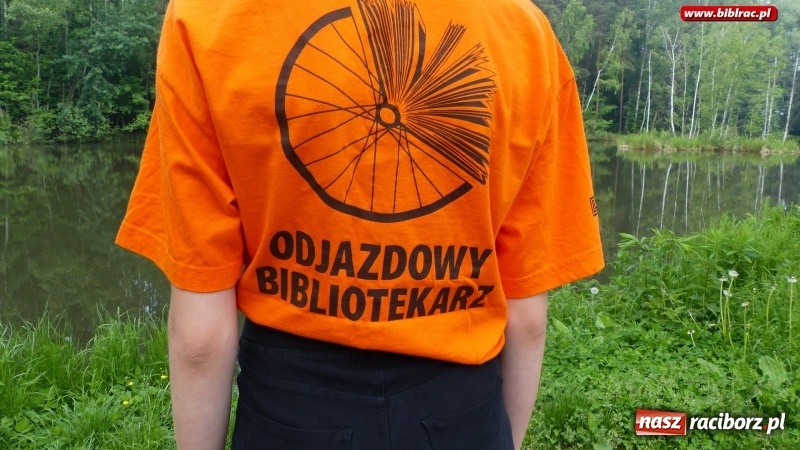 Zdjęcie w galerii na portalu naszraciborz.pl: Pomarańczowo i odjazdowo, czyli sobota na dwóch kółkach z raciborską biblioteką wiadomości z regionu
