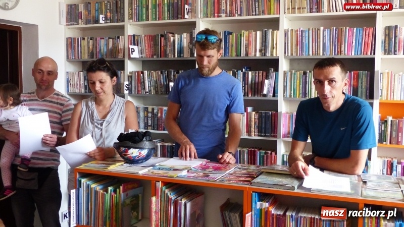 Zdjęcie w galerii na portalu naszraciborz.pl: Pomarańczowo i odjazdowo, czyli sobota na dwóch kółkach z raciborską biblioteką wiadomości z regionu