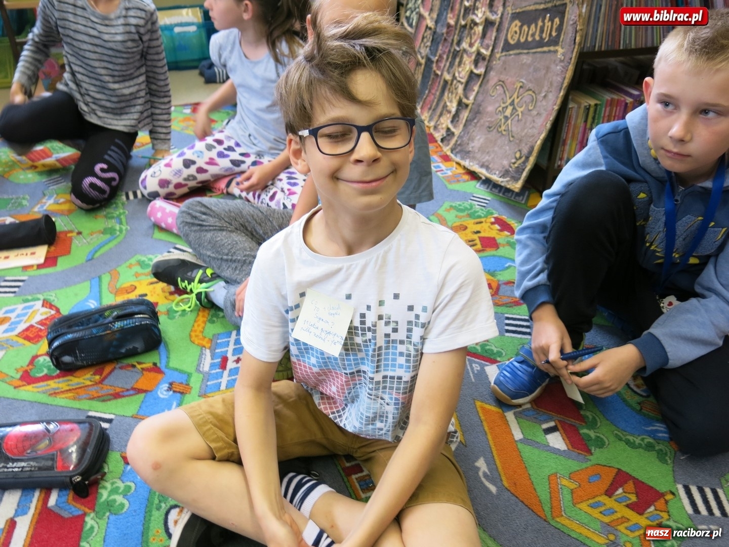 Zdjęcie w galerii na portalu naszraciborz.pl: Cudowna podróż do Książkowego Emporium w raciborskiej bibliotece wiadomości z regionu