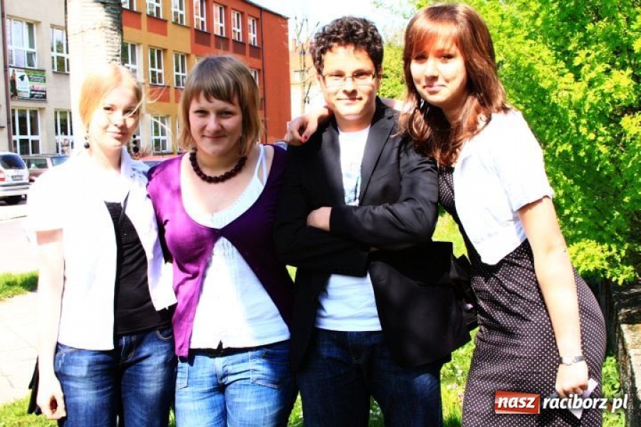 Zdjęcie w galerii na portalu naszraciborz.pl: Lej wodę, piachu nie żałuj wiadomości z regionu