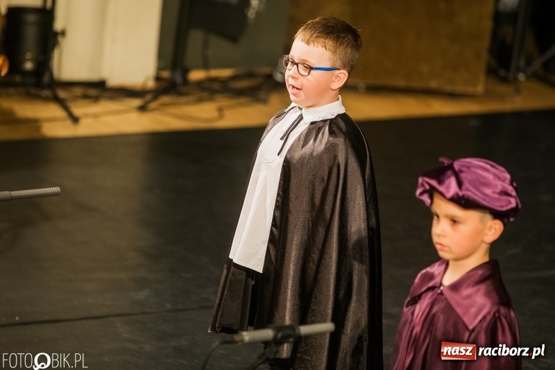 Zdjęcie w galerii na portalu naszraciborz.pl: Gala X Mini Festiwalu Przedszkolaków wiadomości z regionu