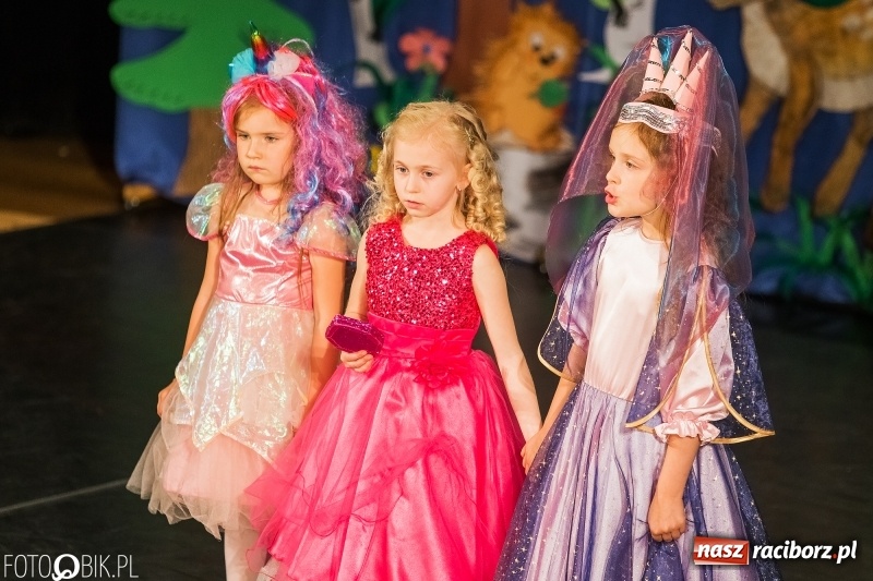 Zdjęcie w galerii na portalu naszraciborz.pl: Gala X Mini Festiwalu Przedszkolaków wiadomości z regionu