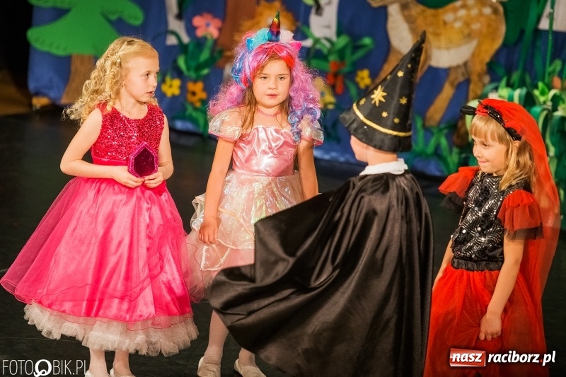 Zdjęcie w galerii na portalu naszraciborz.pl: Gala X Mini Festiwalu Przedszkolaków wiadomości z regionu