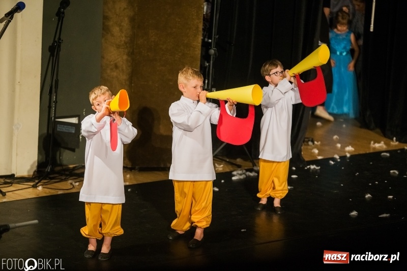 Zdjęcie w galerii na portalu naszraciborz.pl: Gala X Mini Festiwalu Przedszkolaków wiadomości z regionu