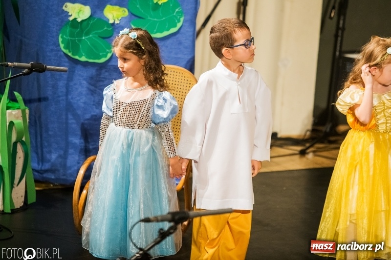 Zdjęcie w galerii na portalu naszraciborz.pl: Gala X Mini Festiwalu Przedszkolaków wiadomości z regionu