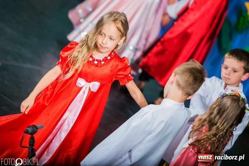 Zdjęcie w galerii na portalu naszraciborz.pl: Gala X Mini Festiwalu Przedszkolaków wiadomości z regionu
