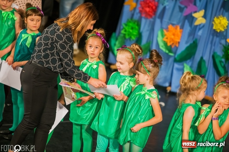 Zdjęcie w galerii na portalu naszraciborz.pl: Gala X Mini Festiwalu Przedszkolaków wiadomości z regionu