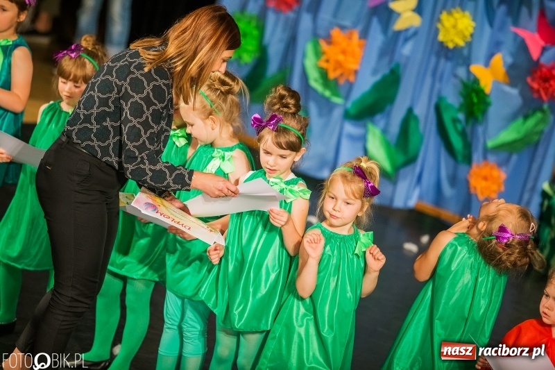 Zdjęcie w galerii na portalu naszraciborz.pl: Gala X Mini Festiwalu Przedszkolaków wiadomości z regionu