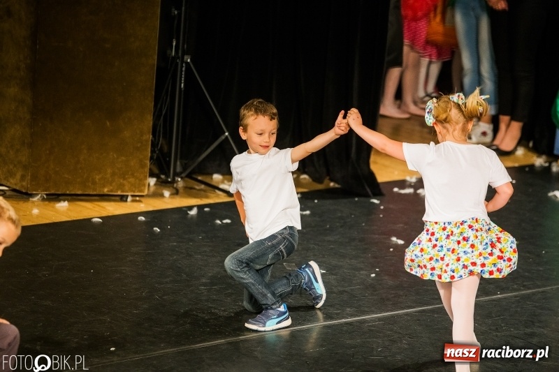 Zdjęcie w galerii na portalu naszraciborz.pl: Gala X Mini Festiwalu Przedszkolaków wiadomości z regionu