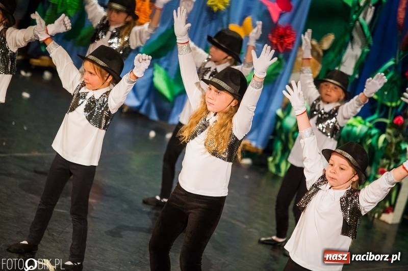 Zdjęcie w galerii na portalu naszraciborz.pl: Gala X Mini Festiwalu Przedszkolaków wiadomości z regionu