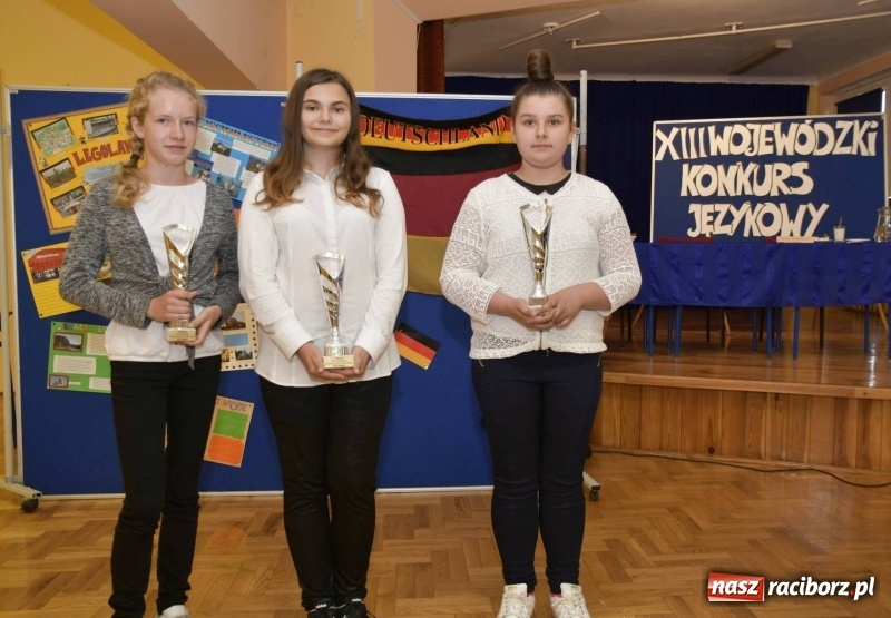 Zdjęcie w galerii na portalu naszraciborz.pl: XIII Wojewódzki Konkurs Językowy Der Globus w SP18 wiadomości z regionu