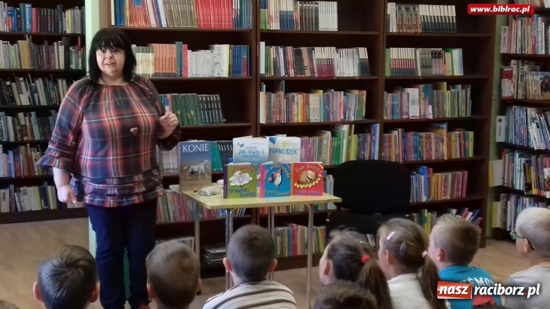 Zdjęcie w galerii na portalu naszraciborz.pl: Kreatywne czytanie, czyli po drugiej stronie książki. Spotkania z Jolantą Reisch-Klose w bibliotece wiadomości z regionu