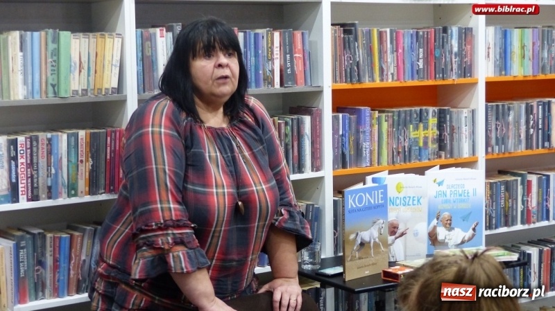 Zdjęcie w galerii na portalu naszraciborz.pl: Kreatywne czytanie, czyli po drugiej stronie książki. Spotkania z Jolantą Reisch-Klose w bibliotece wiadomości z regionu