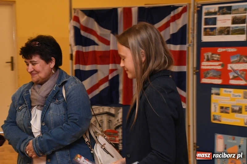 Zdjęcie w galerii na portalu naszraciborz.pl: The Globe – wojewódzki konkurs języka angielskiego w SP18 wiadomości z regionu