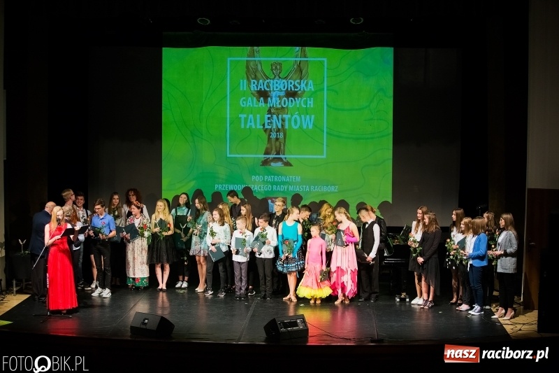 Zdjęcie w galerii na portalu naszraciborz.pl: II raciborska Gala Młodych Talentów w RCK wiadomości z regionu