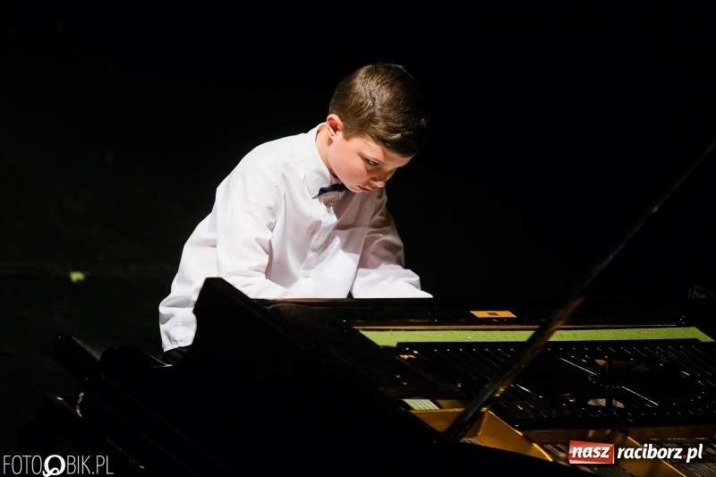 Zdjęcie w galerii na portalu naszraciborz.pl: II raciborska Gala Młodych Talentów w RCK wiadomości z regionu