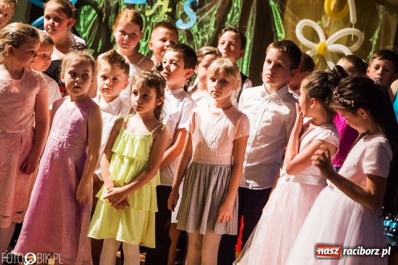 Zdjęcie w galerii na portalu naszraciborz.pl: Wiosenny Pląs w Młodzieżowym Domu Kultury wiadomości z regionu