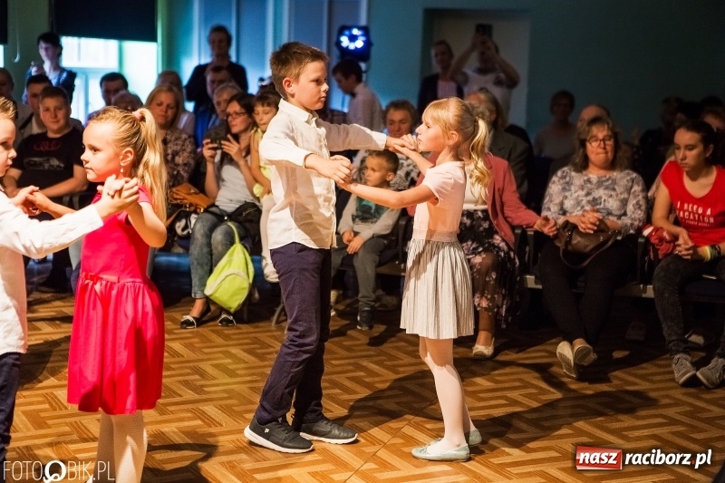 Zdjęcie w galerii na portalu naszraciborz.pl: Wiosenny Pląs w Młodzieżowym Domu Kultury wiadomości z regionu