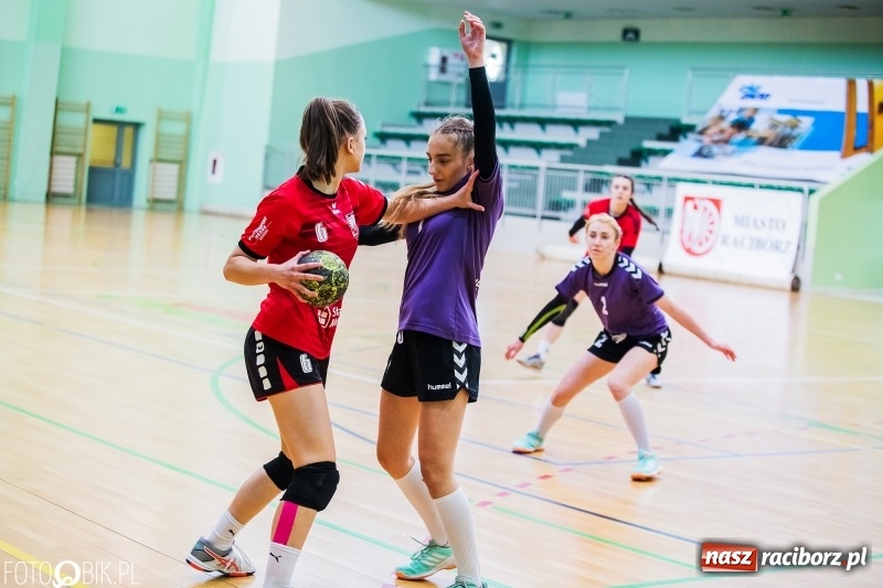 Zdjęcie w galerii na portalu naszraciborz.pl: UKS Start Pietrowice Wielkie zwycięzcą Międzynarodowego Turnieju Juniorek w piłce ręcznej wiadomości z regionu