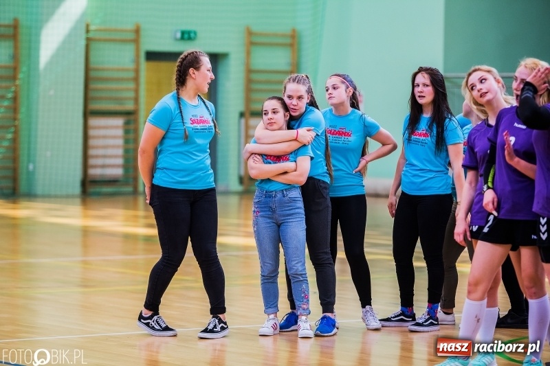 Zdjęcie w galerii na portalu naszraciborz.pl: UKS Start Pietrowice Wielkie zwycięzcą Międzynarodowego Turnieju Juniorek w piłce ręcznej wiadomości z regionu